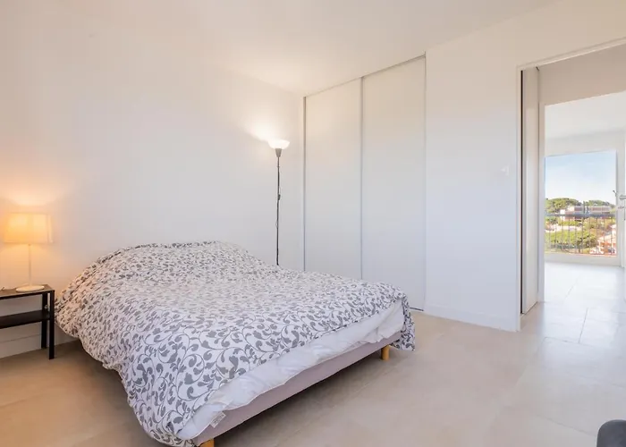 Giens - Vue / Marais - Refait A Neuf